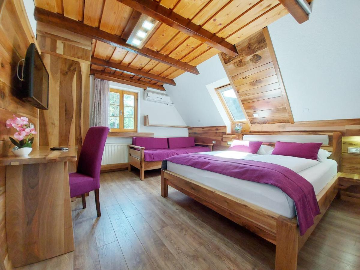 Plitvice Etno House I Bed & Breakfast Plitvicka Jezera Exterior photo