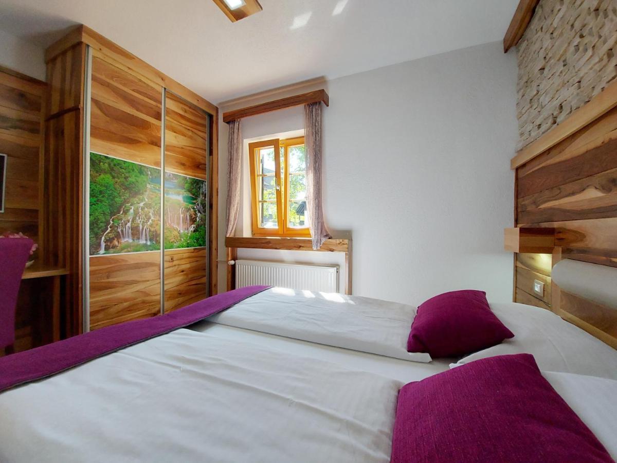 Plitvice Etno House I Bed & Breakfast Plitvicka Jezera Exterior photo