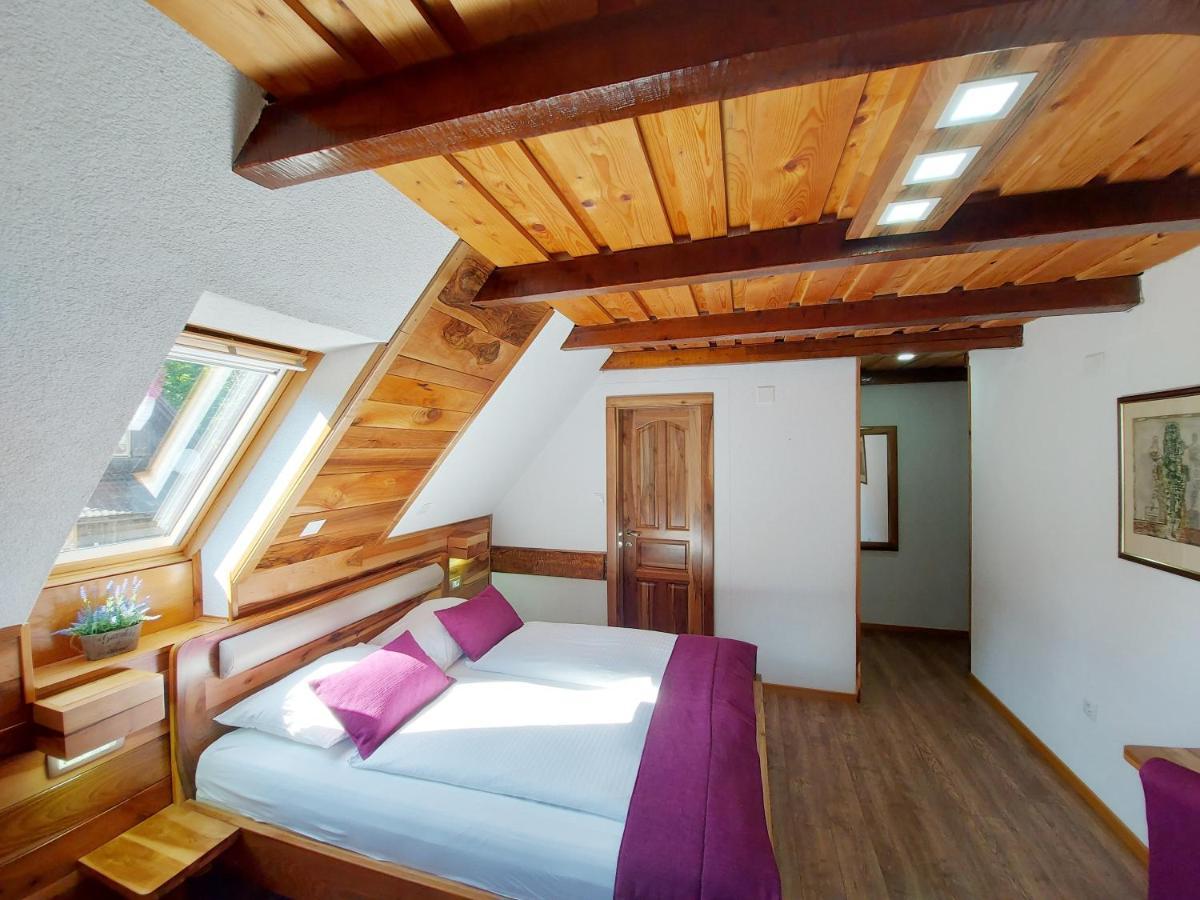 Plitvice Etno House I Bed & Breakfast Plitvicka Jezera Exterior photo